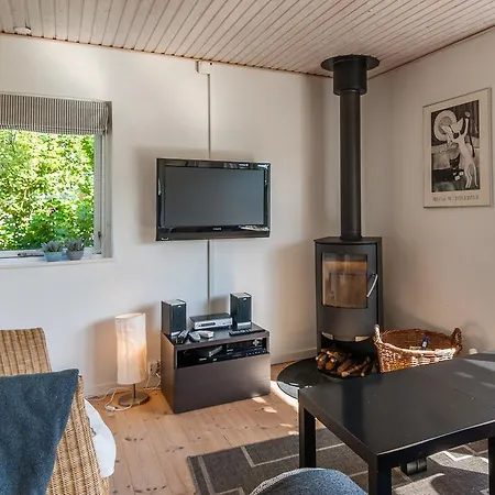 Rollike 24 Holiday House